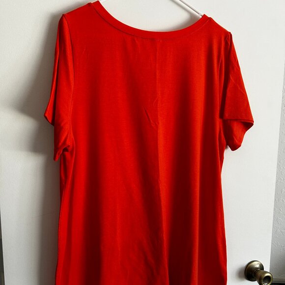 Top - Picture 2 of 3